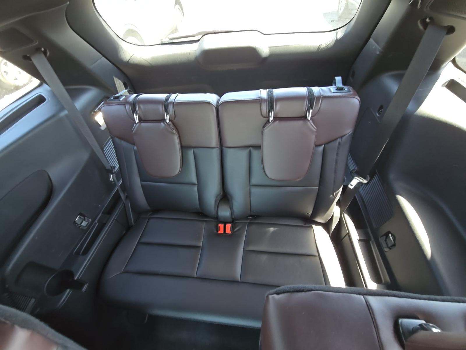 2023 Ford Explorer Platinum AWD
