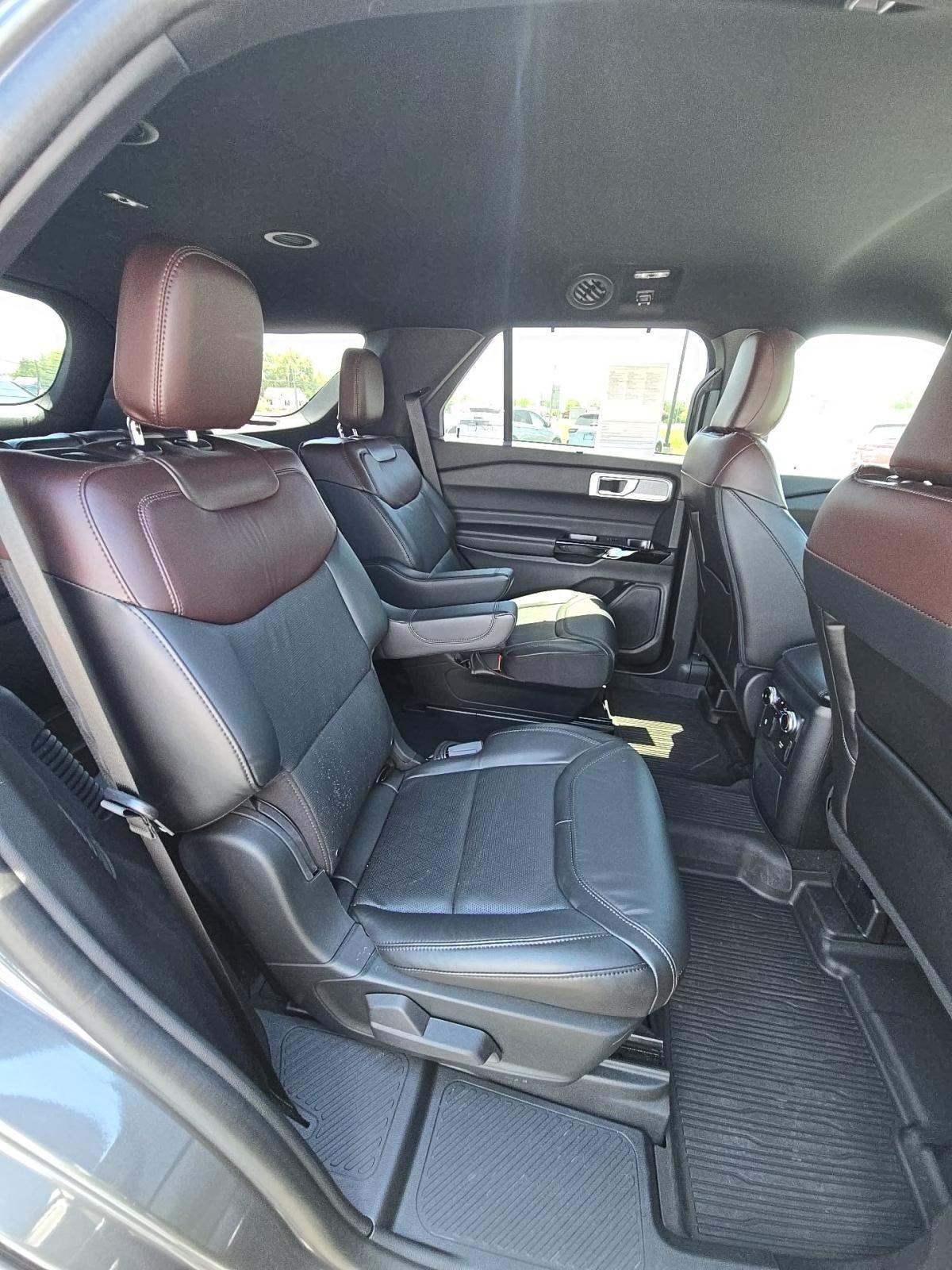2023 Ford Explorer Platinum AWD