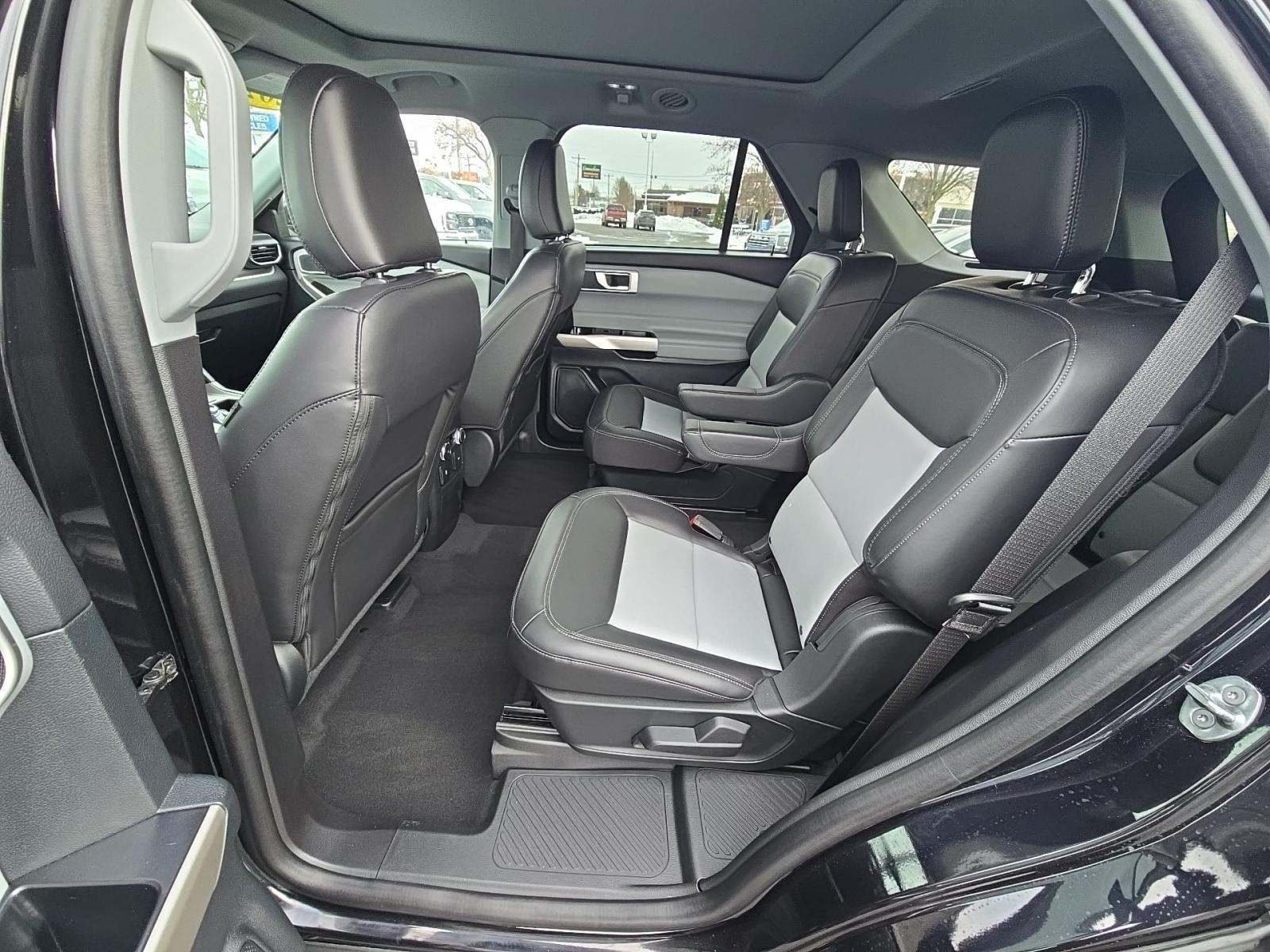 2022 Ford Explorer XLT AWD