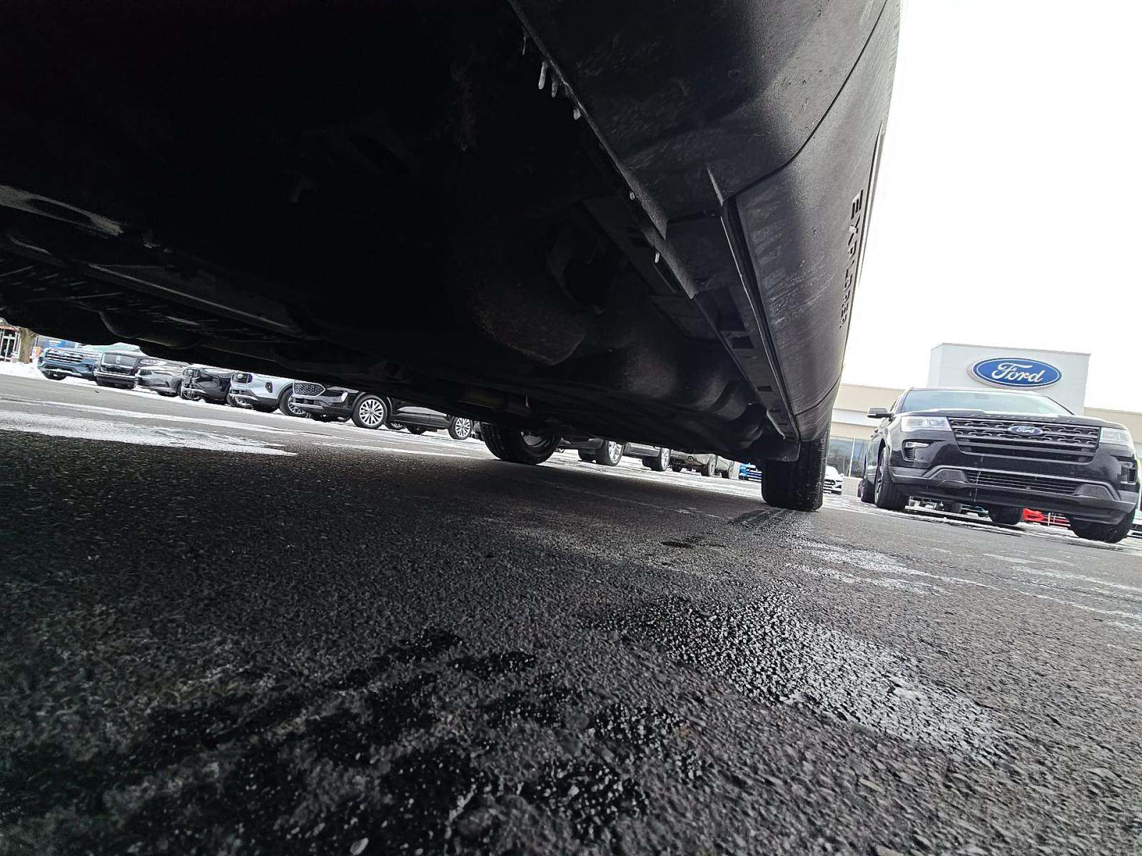 2022 Ford Explorer XLT AWD