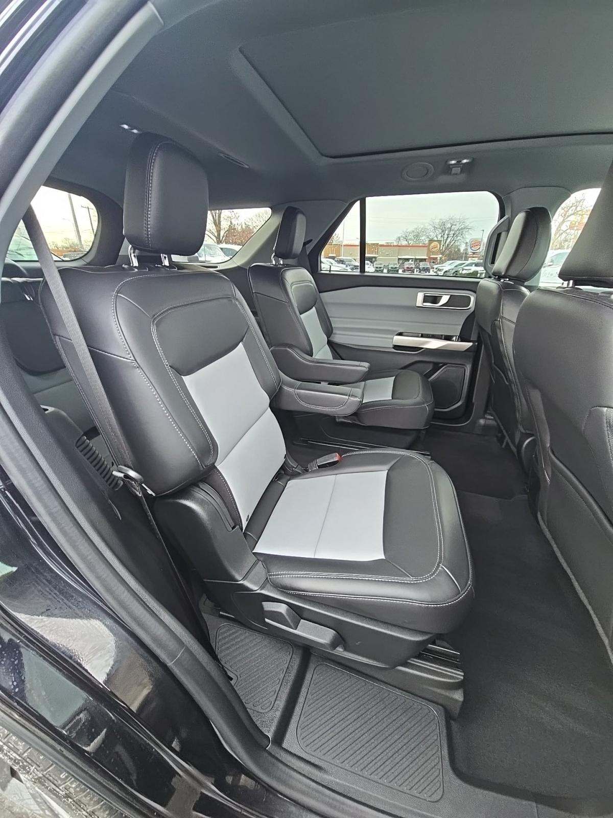 2022 Ford Explorer XLT AWD