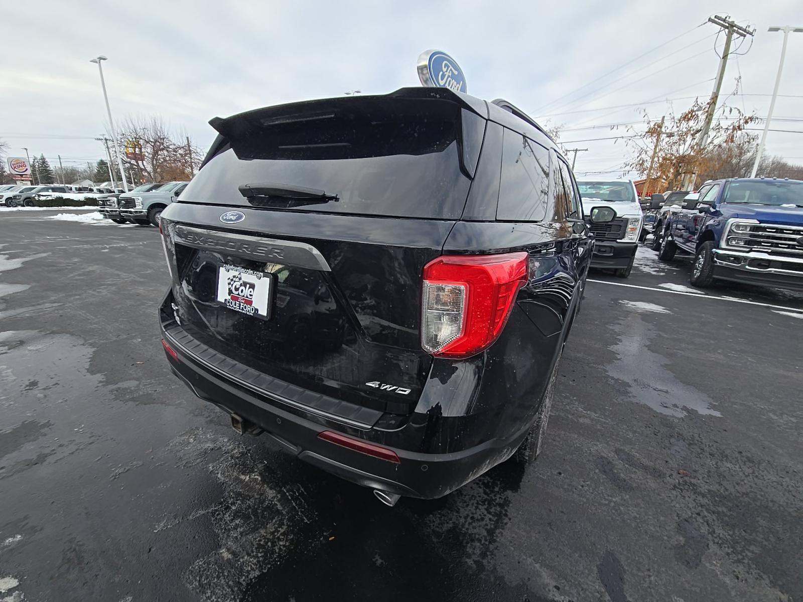 2022 Ford Explorer XLT AWD