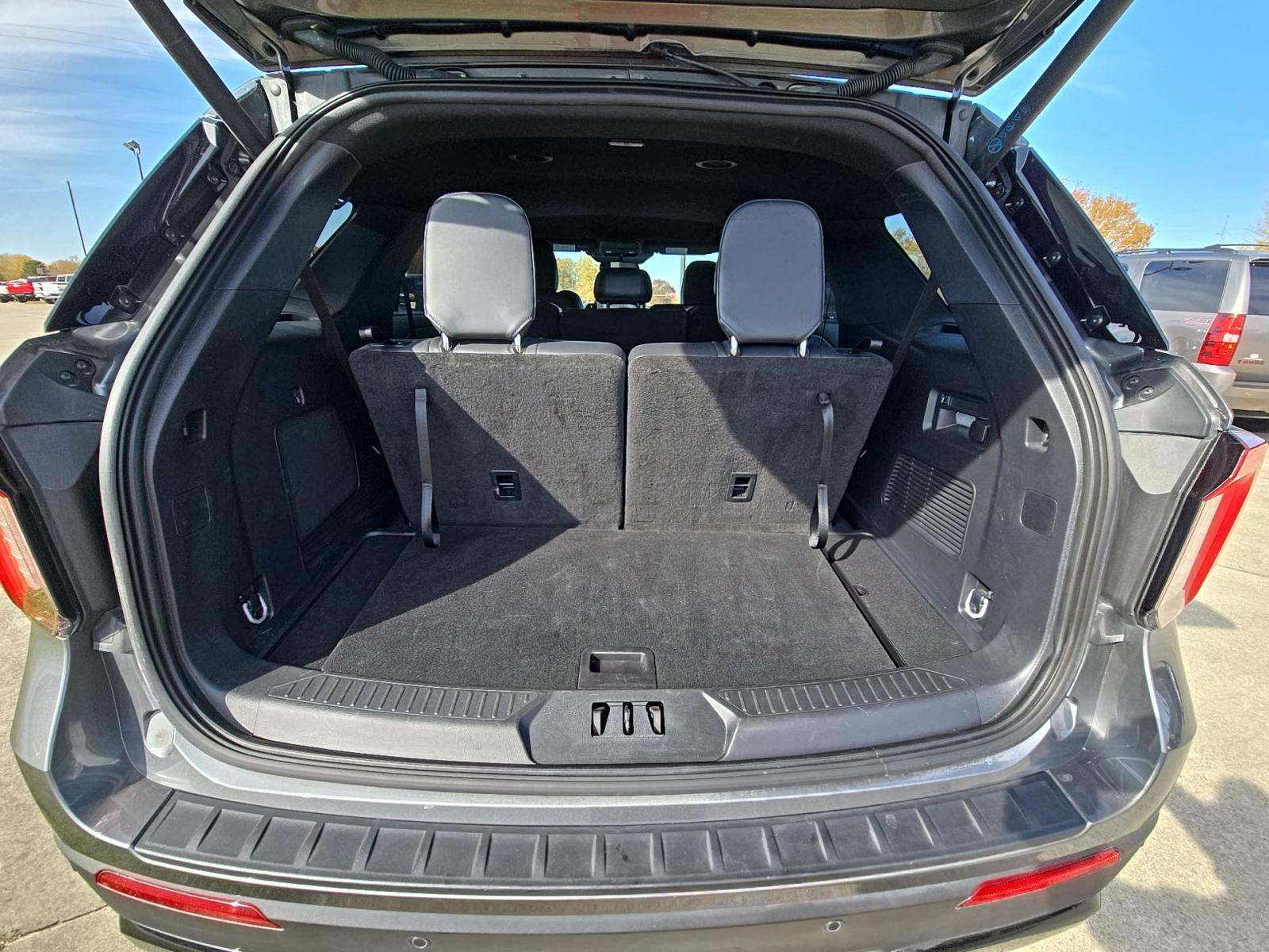 2025 Ford Explorer ST-Line AWD