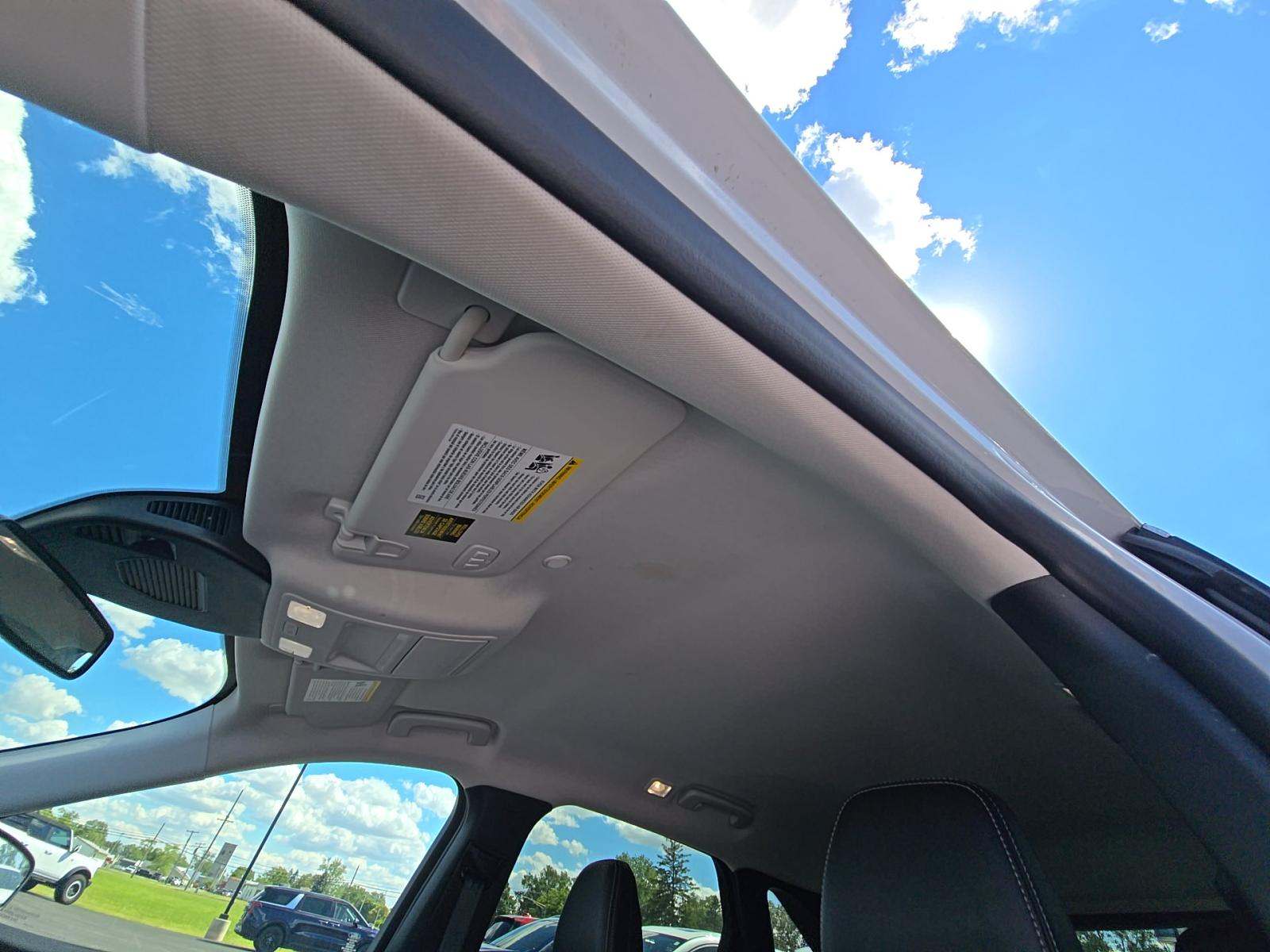 2025 Ford Escape Platinum AWD