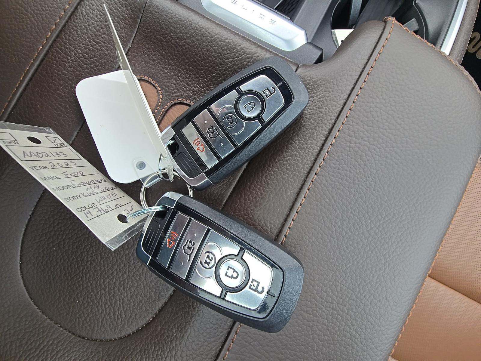 FORD EXPEDITION MAX - 4