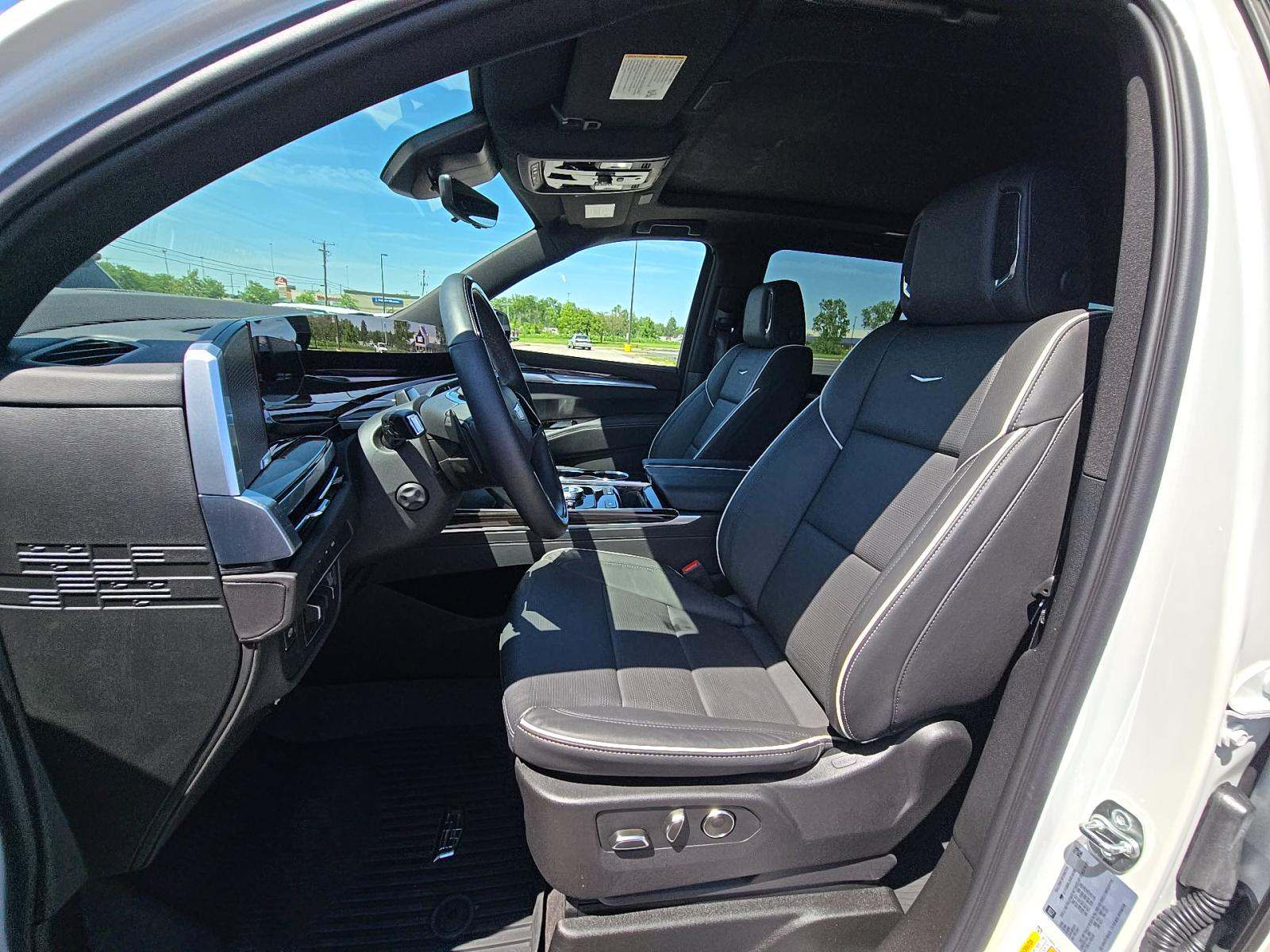 2025 Cadillac Escalade Premium Luxury AWD