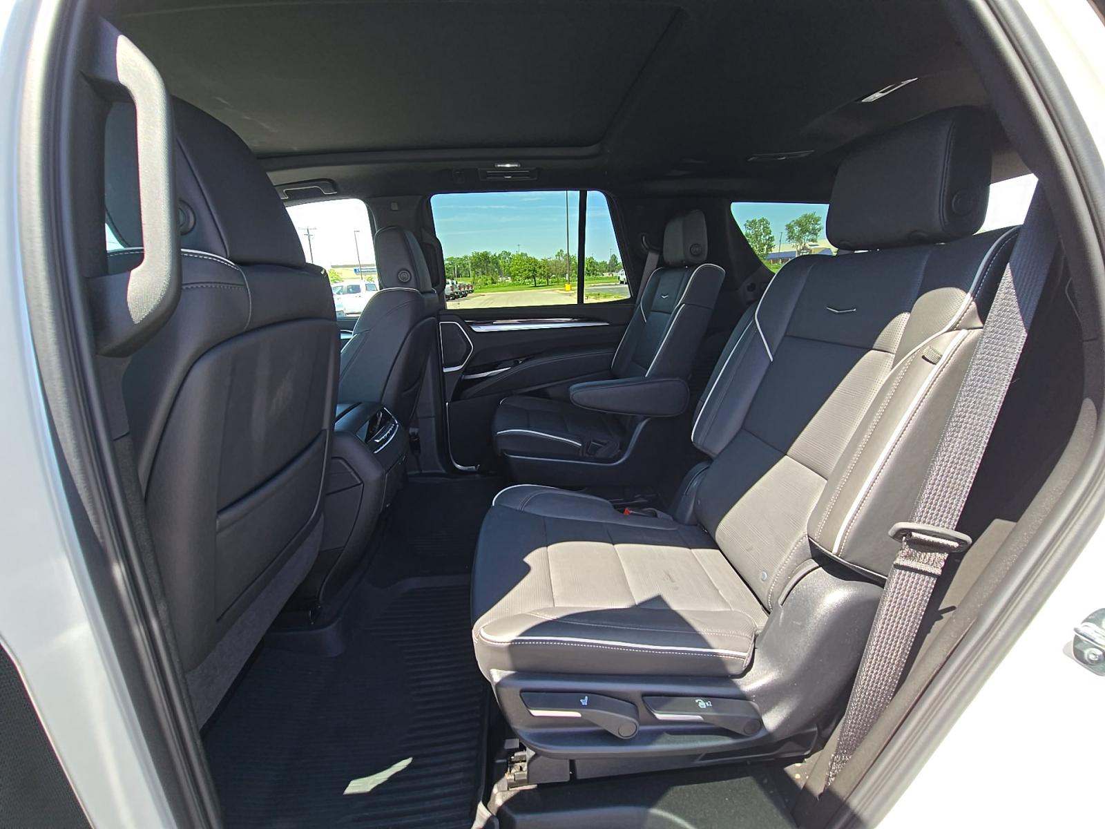2025 Cadillac Escalade Premium Luxury AWD