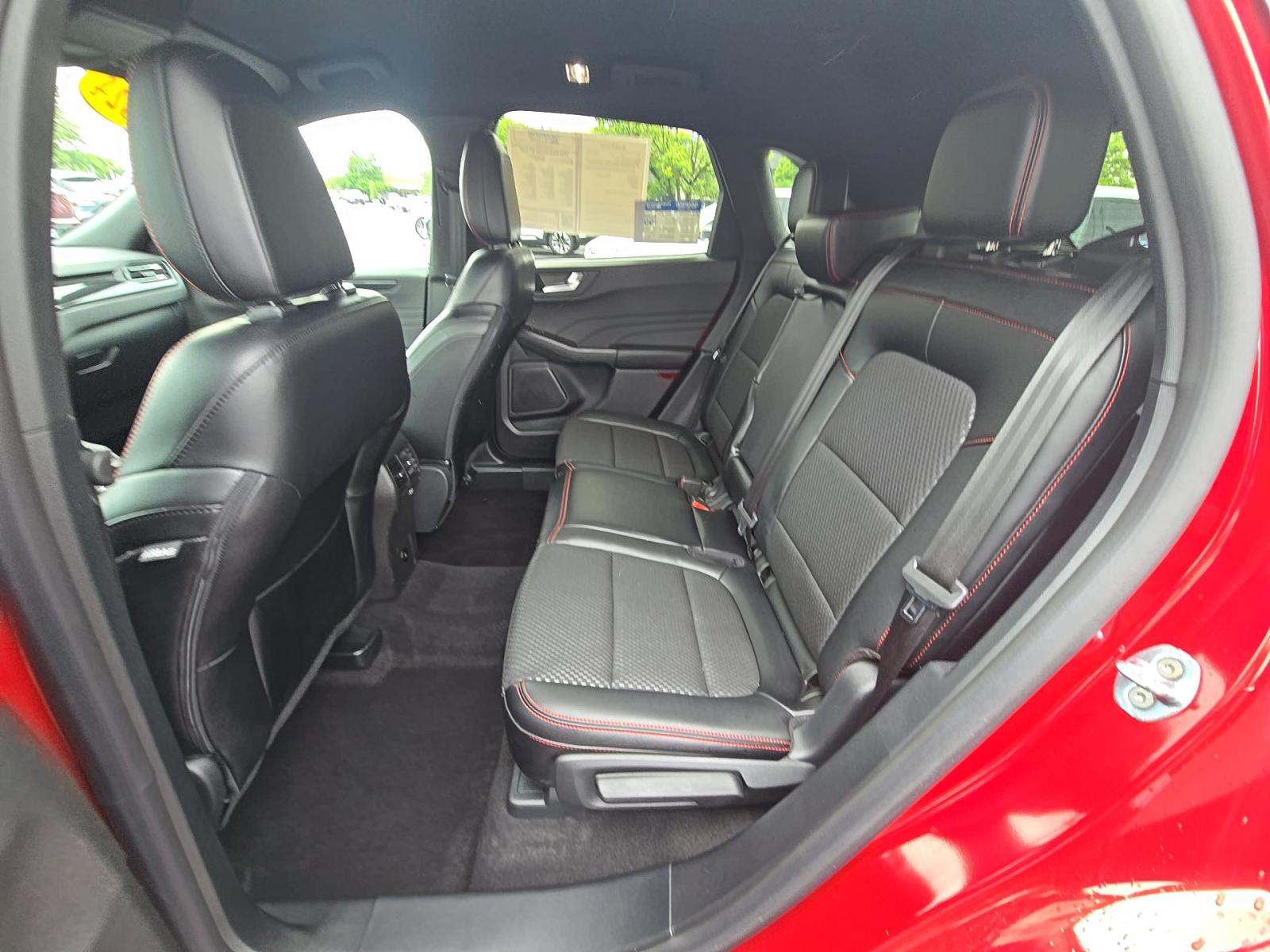 FORD ESCAPE - 9