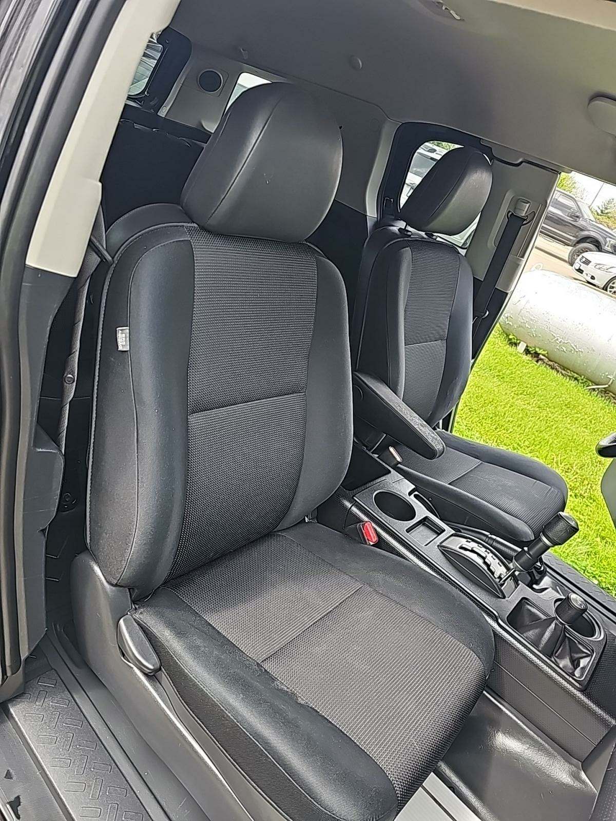 2012 Toyota FJ Cruiser Base AWD