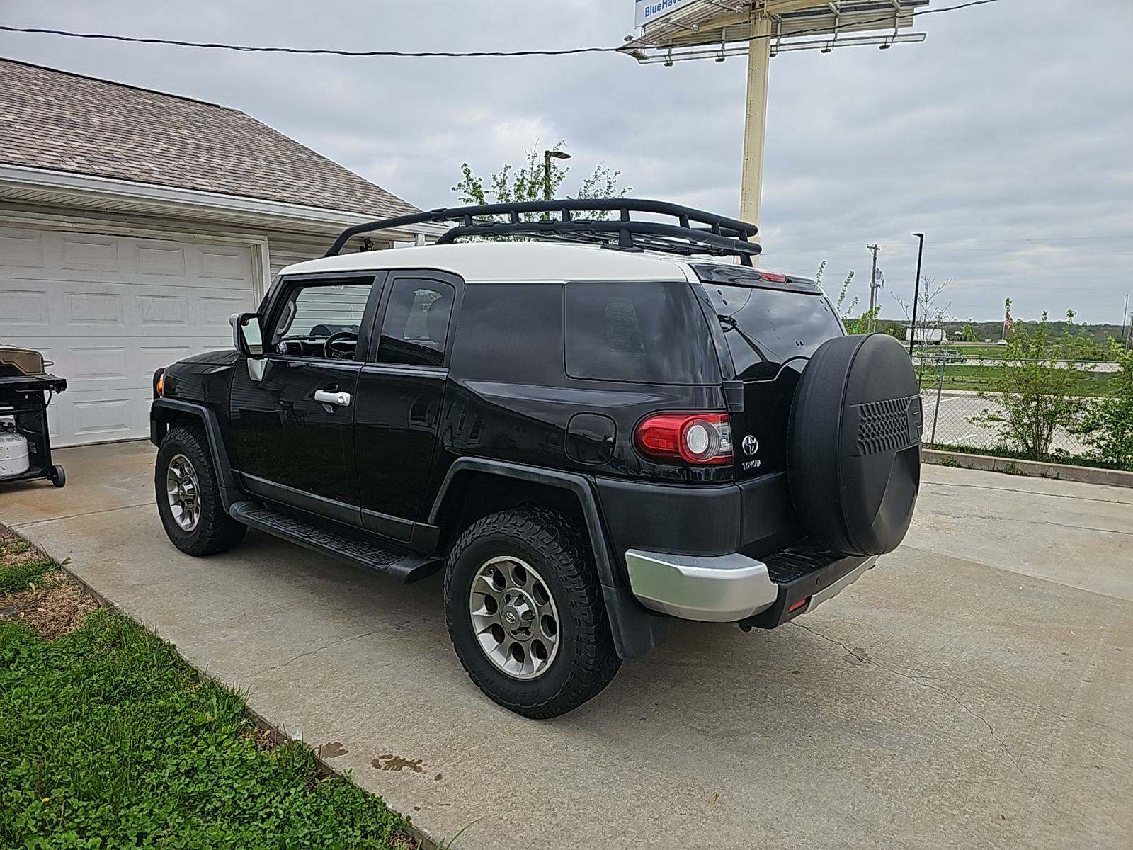 2012 Toyota FJ Cruiser Base AWD