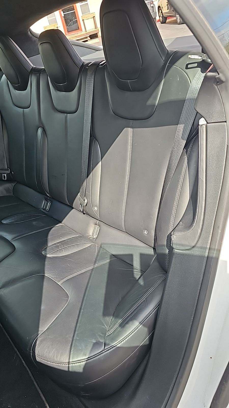 2015 Tesla Model S 85D AWD