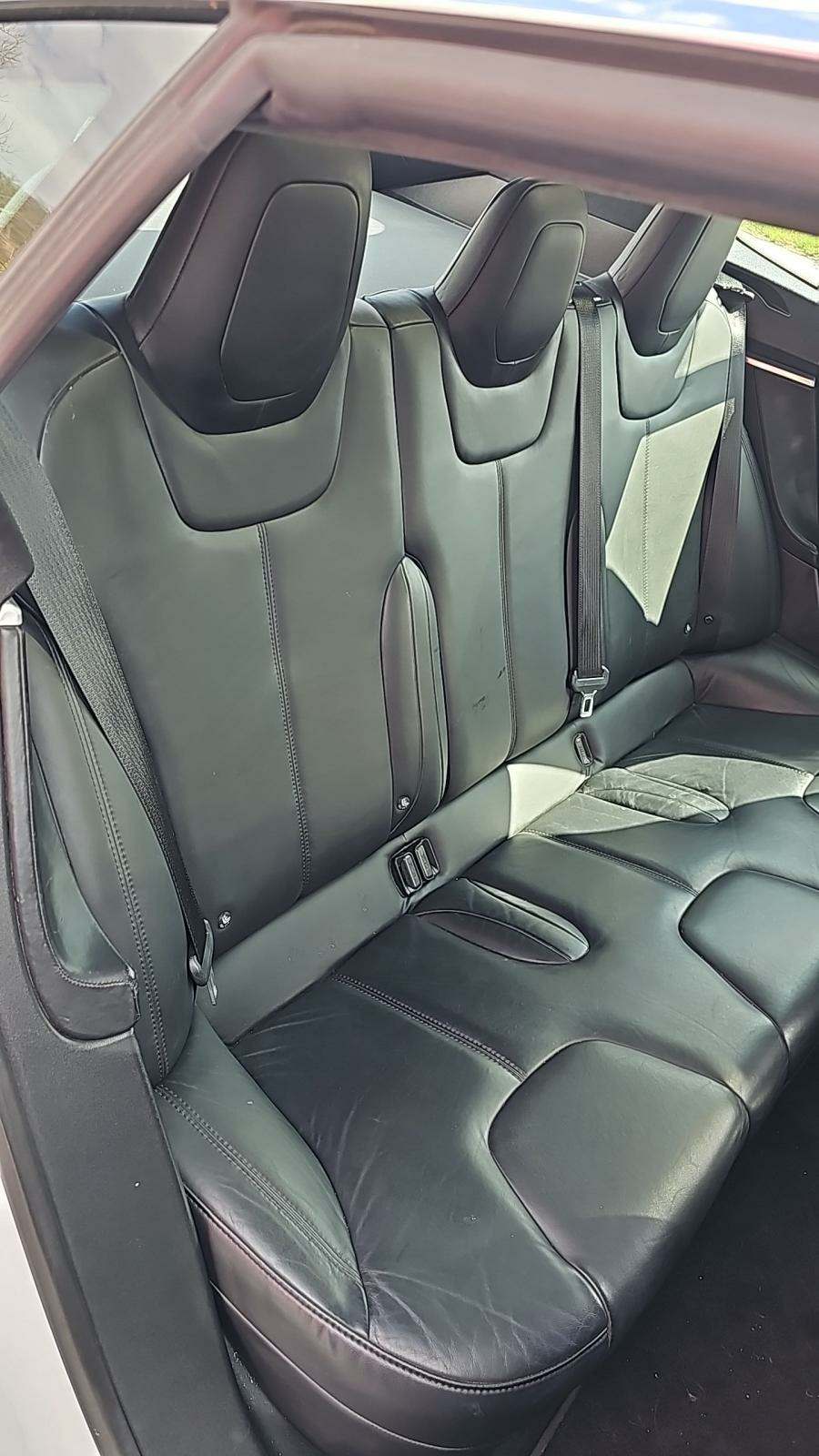 2015 Tesla Model S 85D AWD