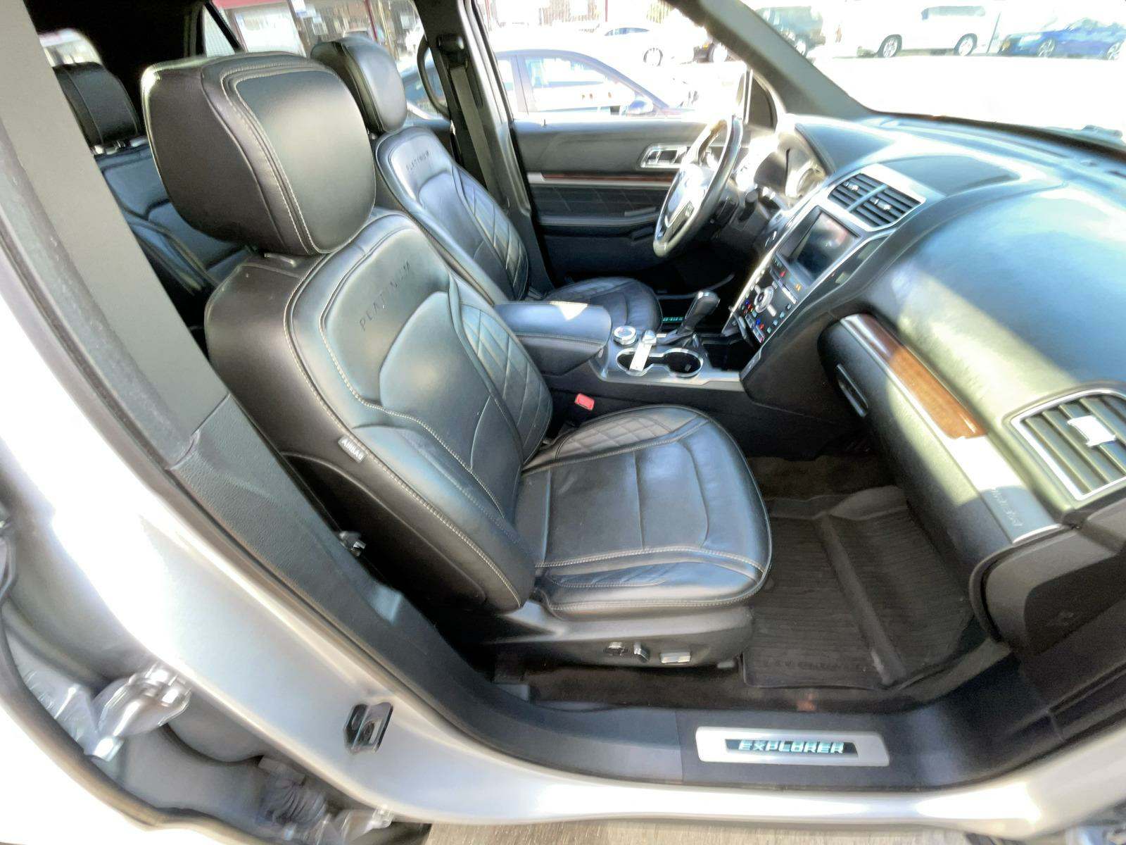 2018 Ford Explorer Platinum AWD