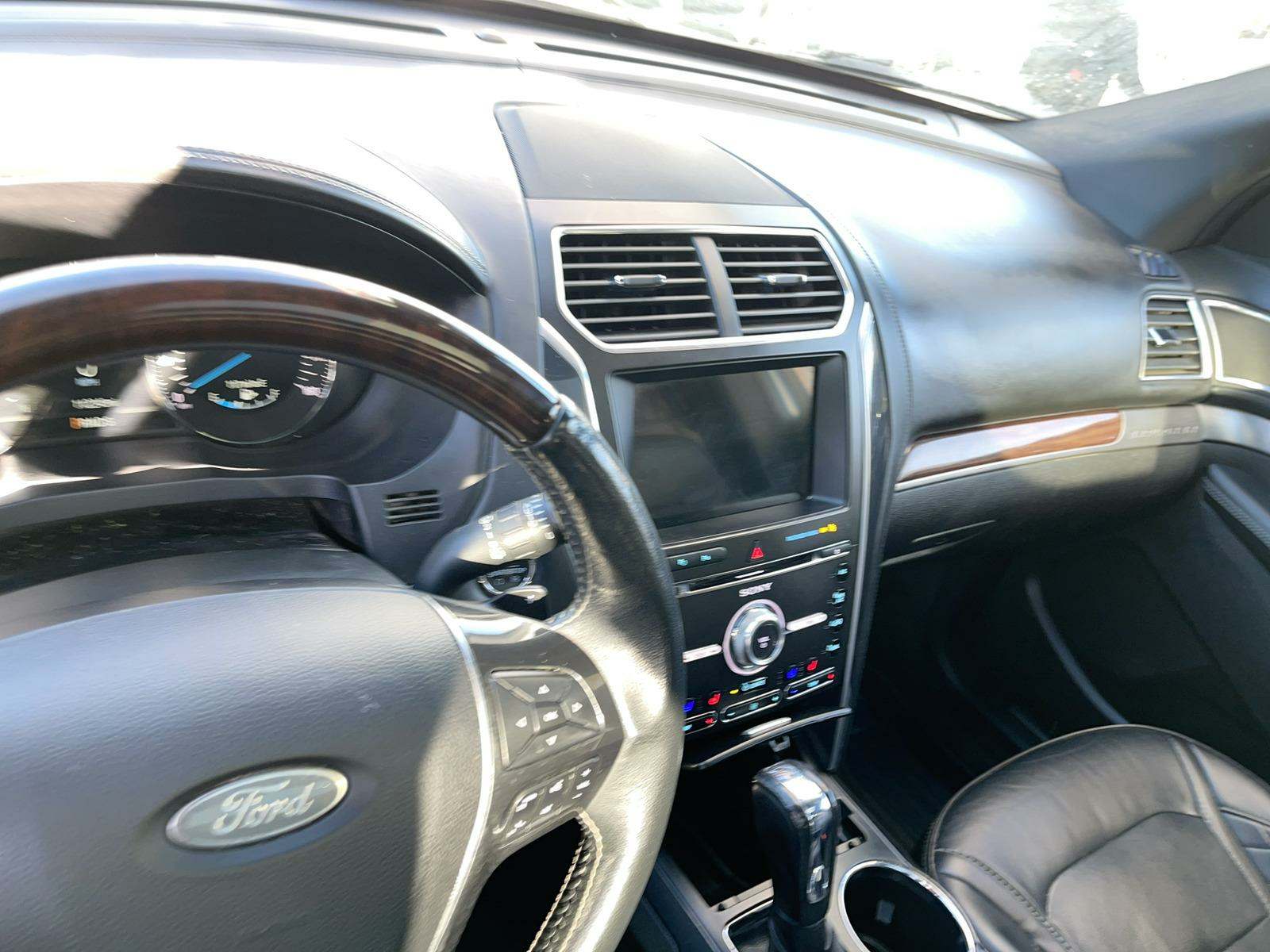 2018 Ford Explorer Platinum AWD