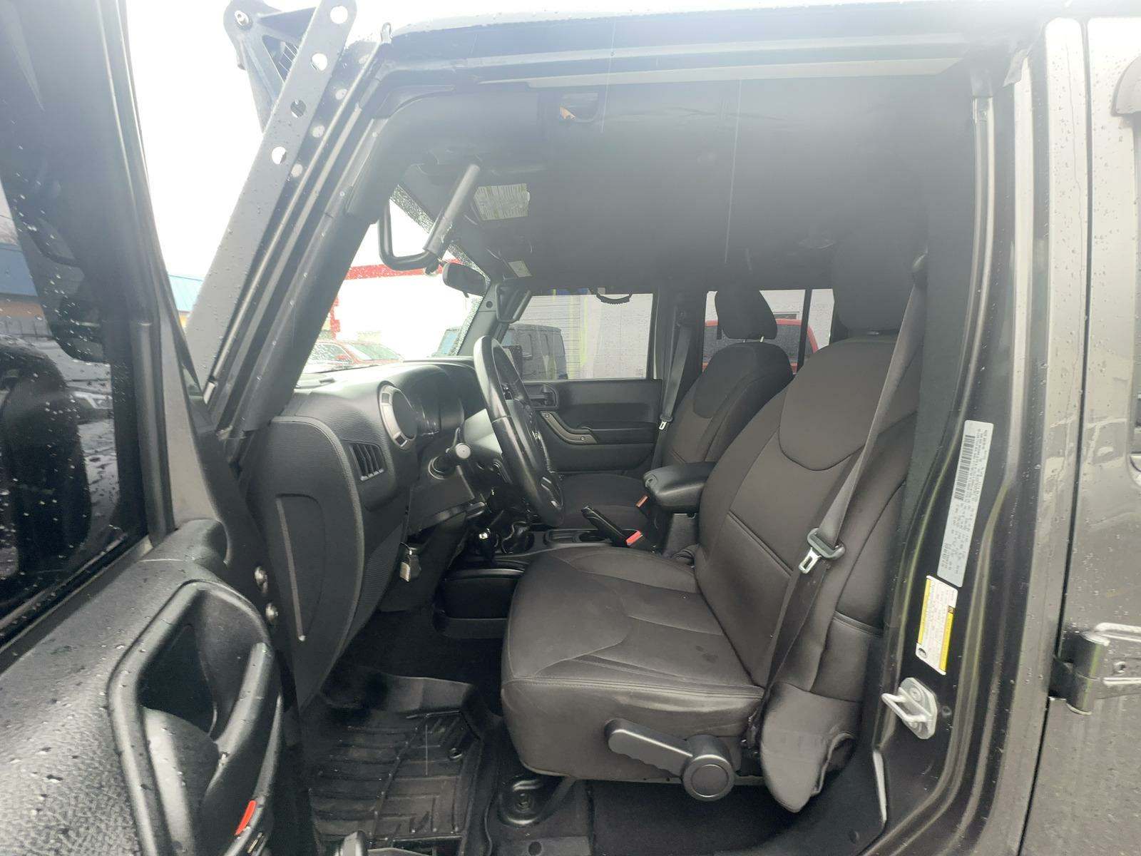 2016 Jeep Wrangler Sport AWD