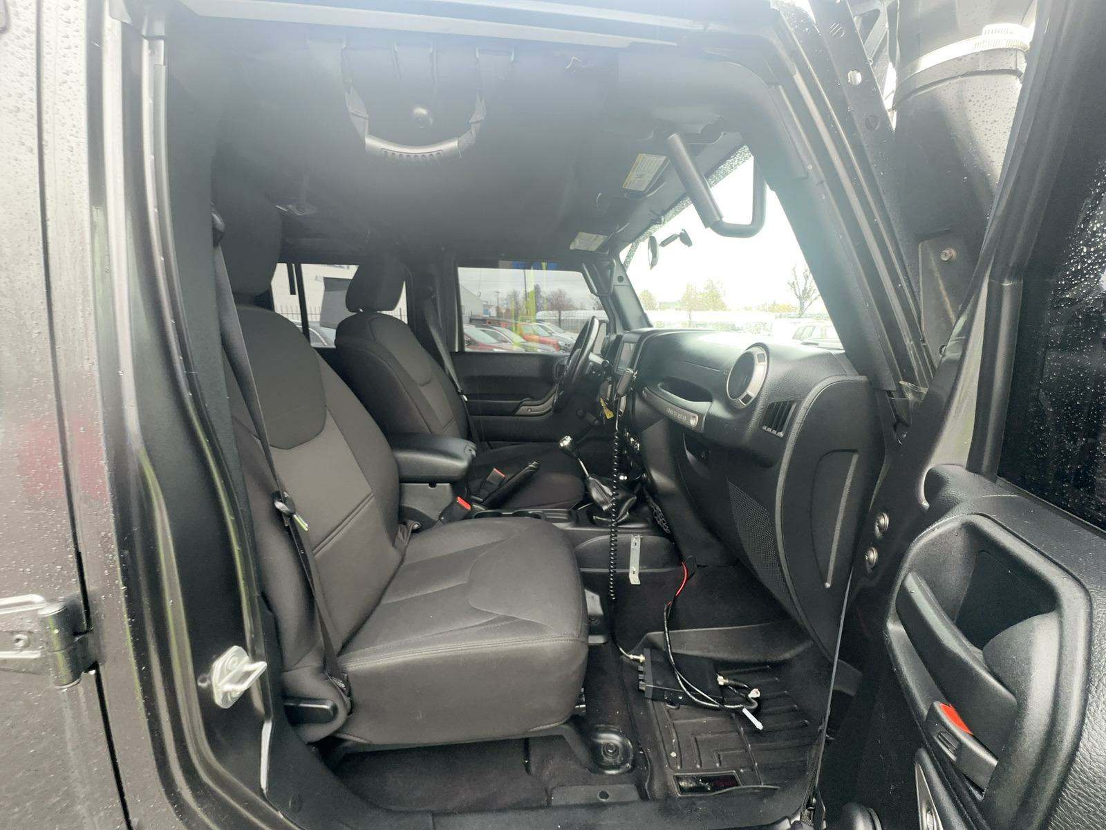 2016 Jeep Wrangler Sport AWD