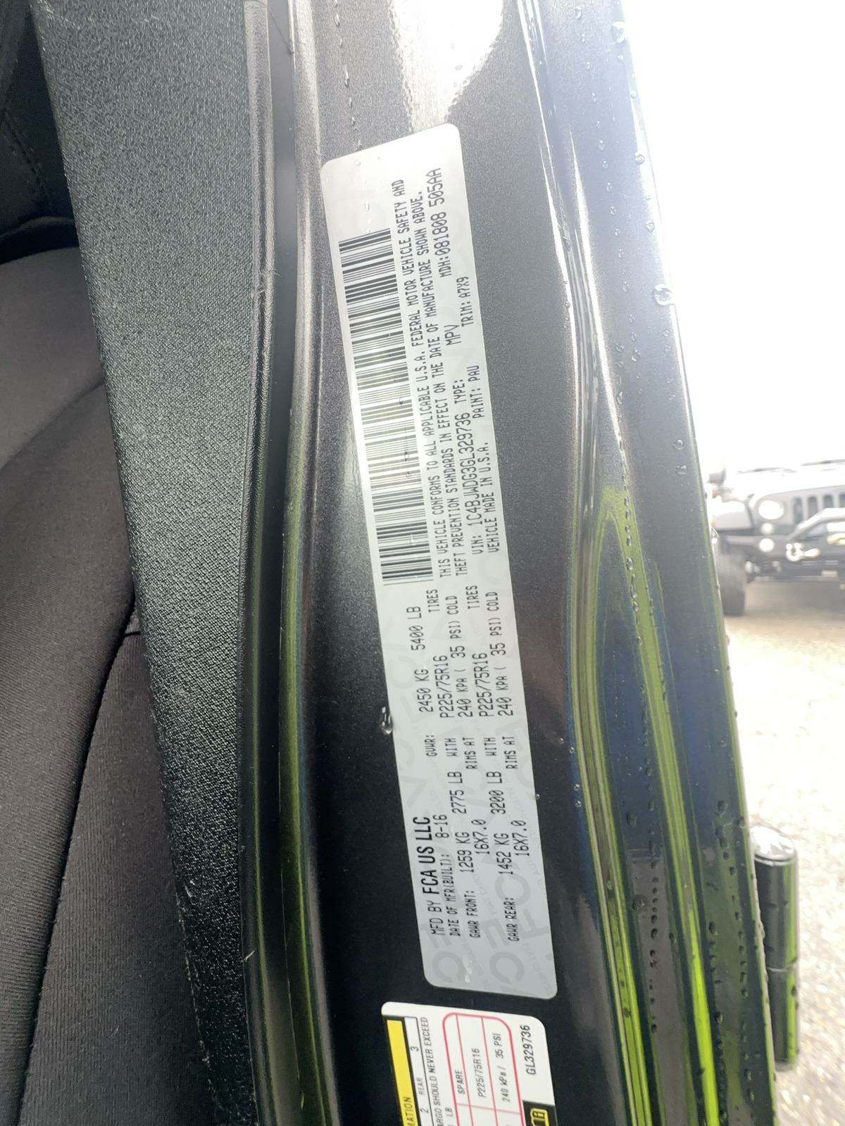 2016 Jeep Wrangler Sport AWD