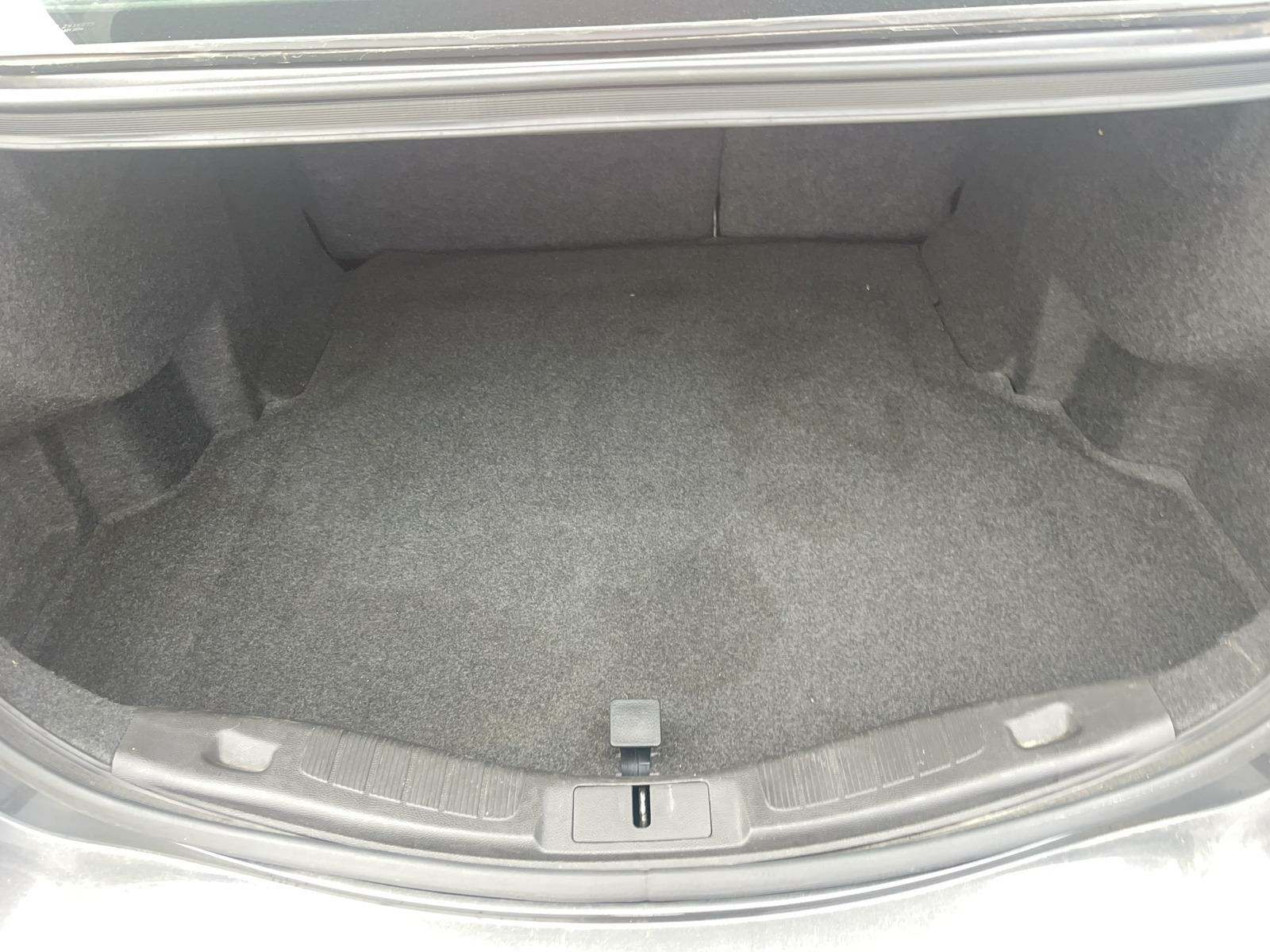 2015 Ford Fusion SE FWD