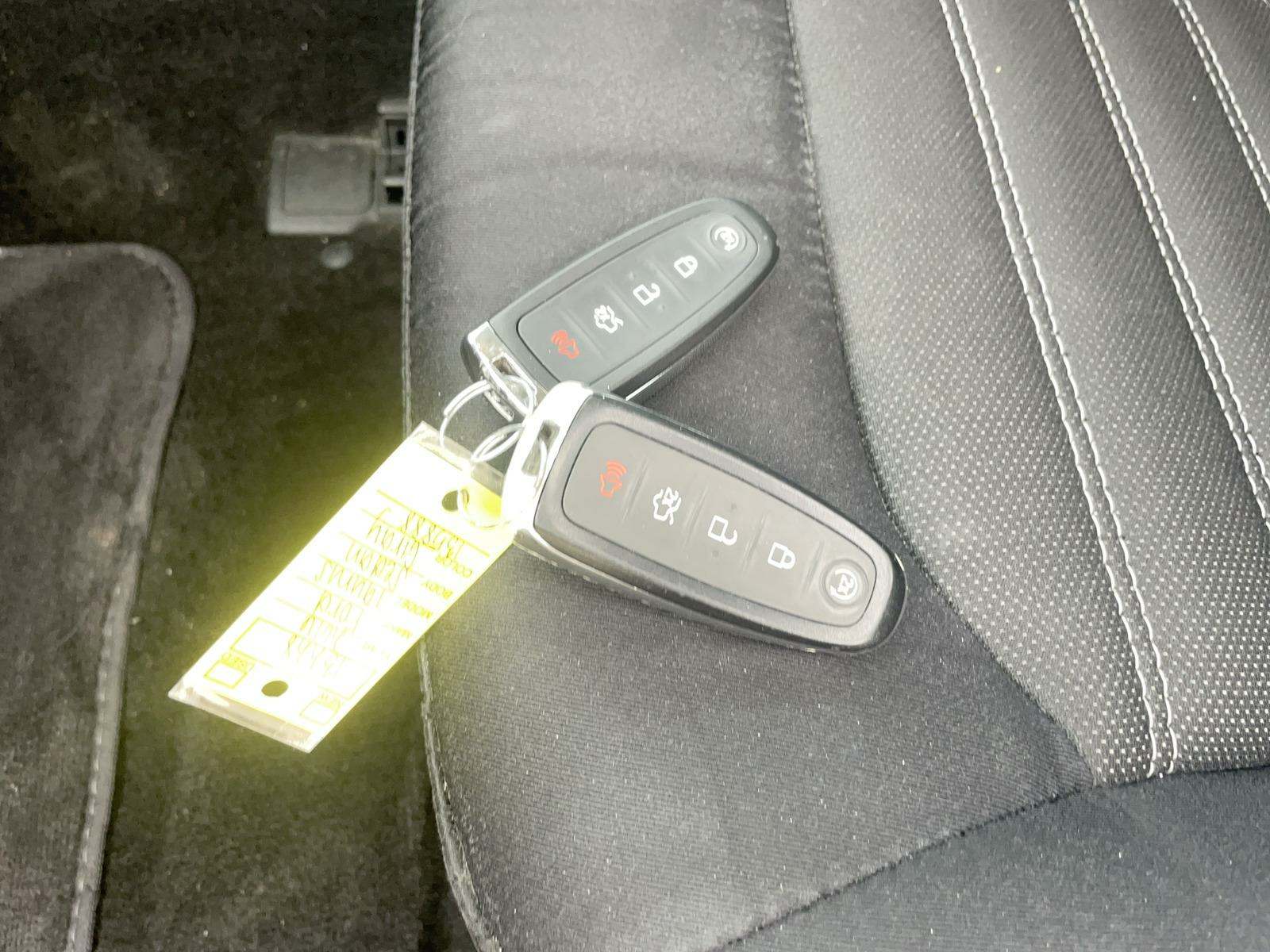 2015 Ford Fusion SE FWD