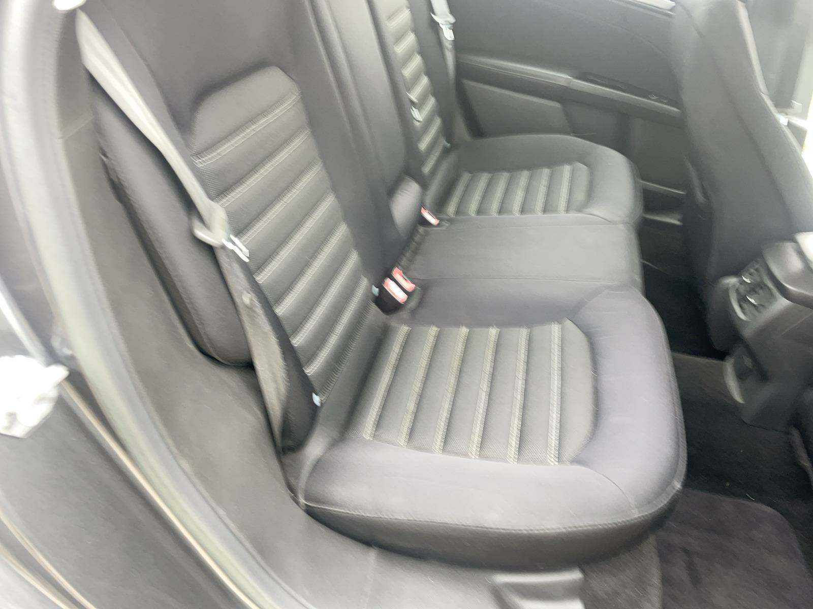 2015 Ford Fusion SE FWD