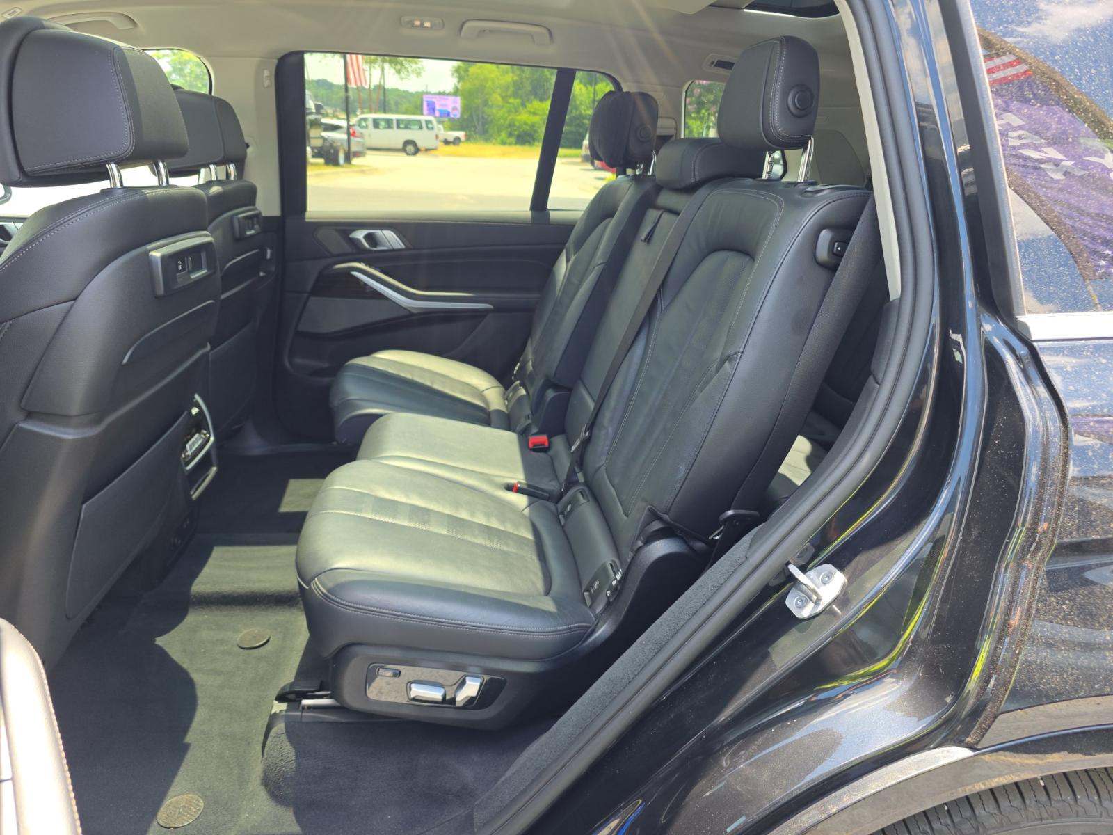 2021 BMW X7 xDrive40i AWD