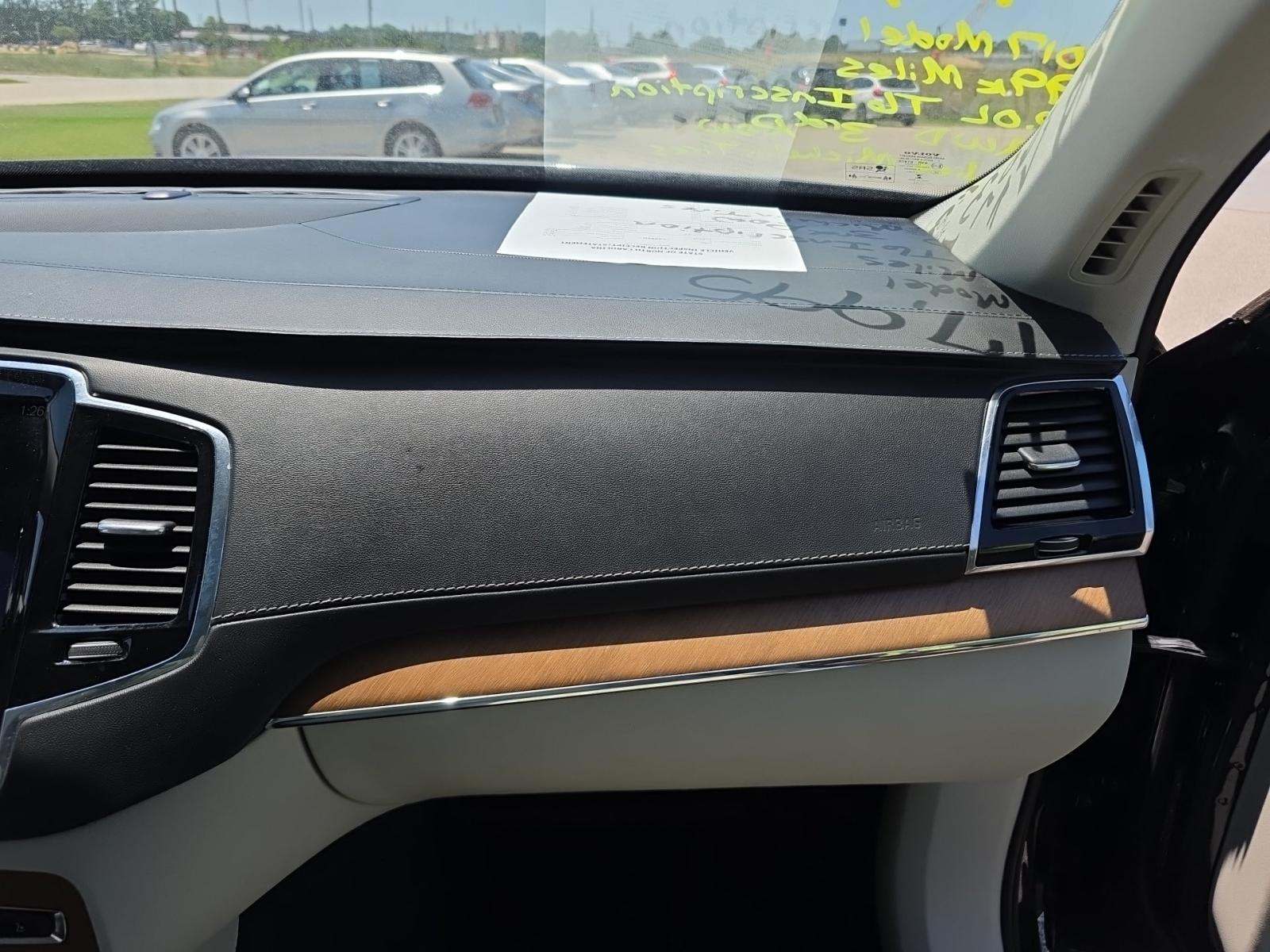2017 Volvo XC90 T6 Inscription AWD