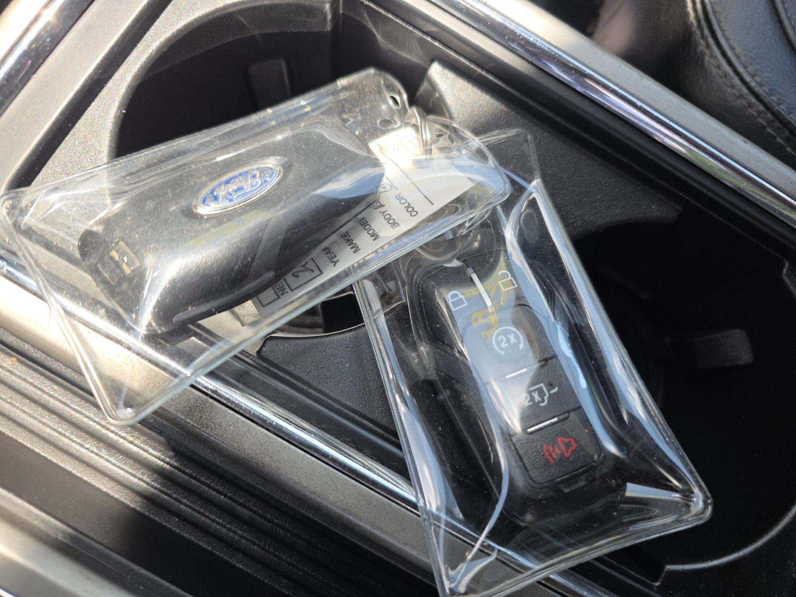 FORD F-150 - 4