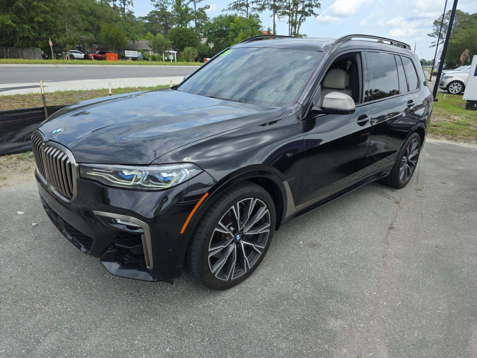 2020 BMW X7 M50i AWD