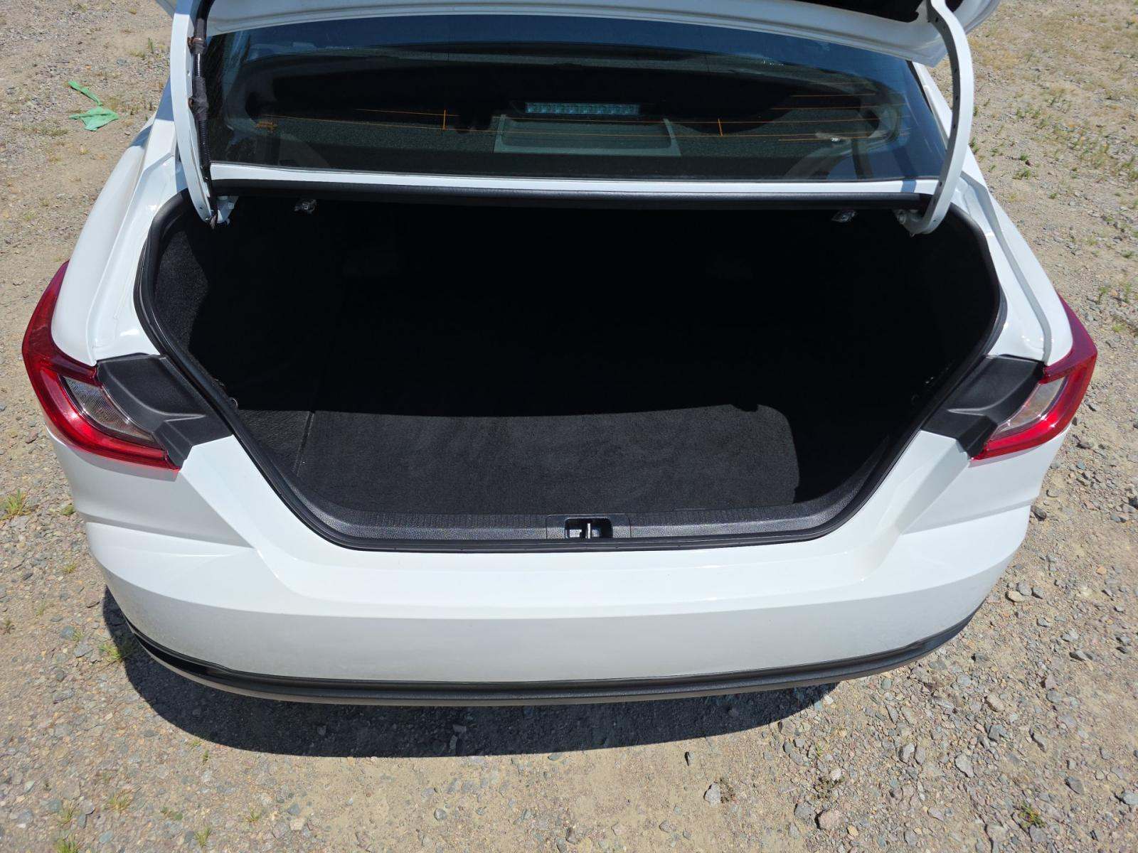 2025 Toyota Camry LE FWD