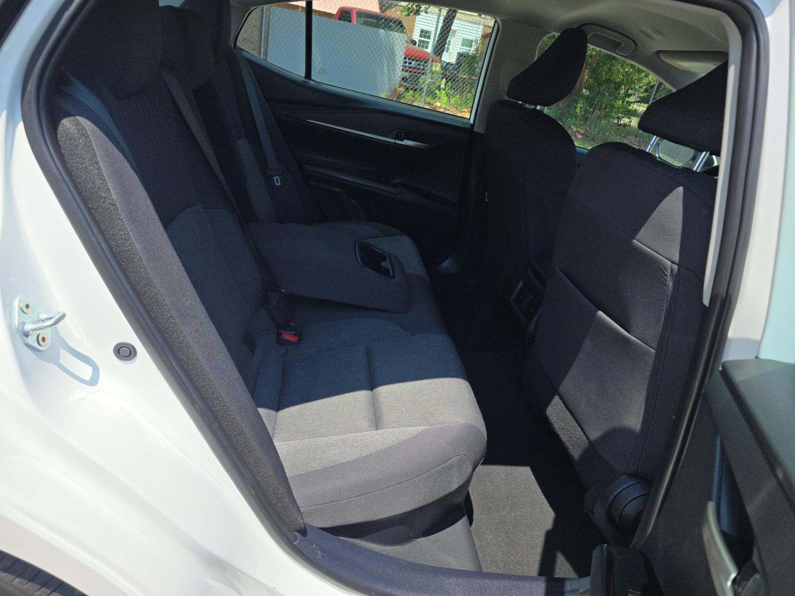 2025 Toyota Camry LE FWD