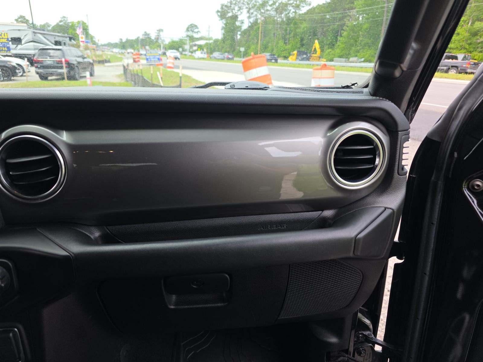 2020 Jeep Wrangler Unlimited Sahara AWD