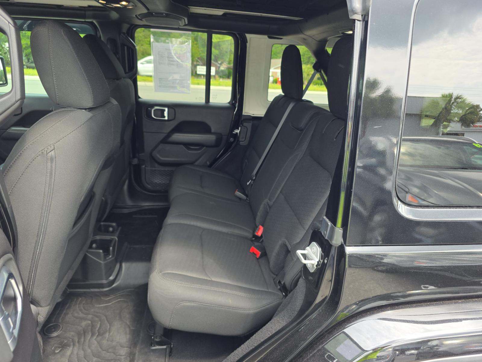 2020 Jeep Wrangler Unlimited Sahara AWD