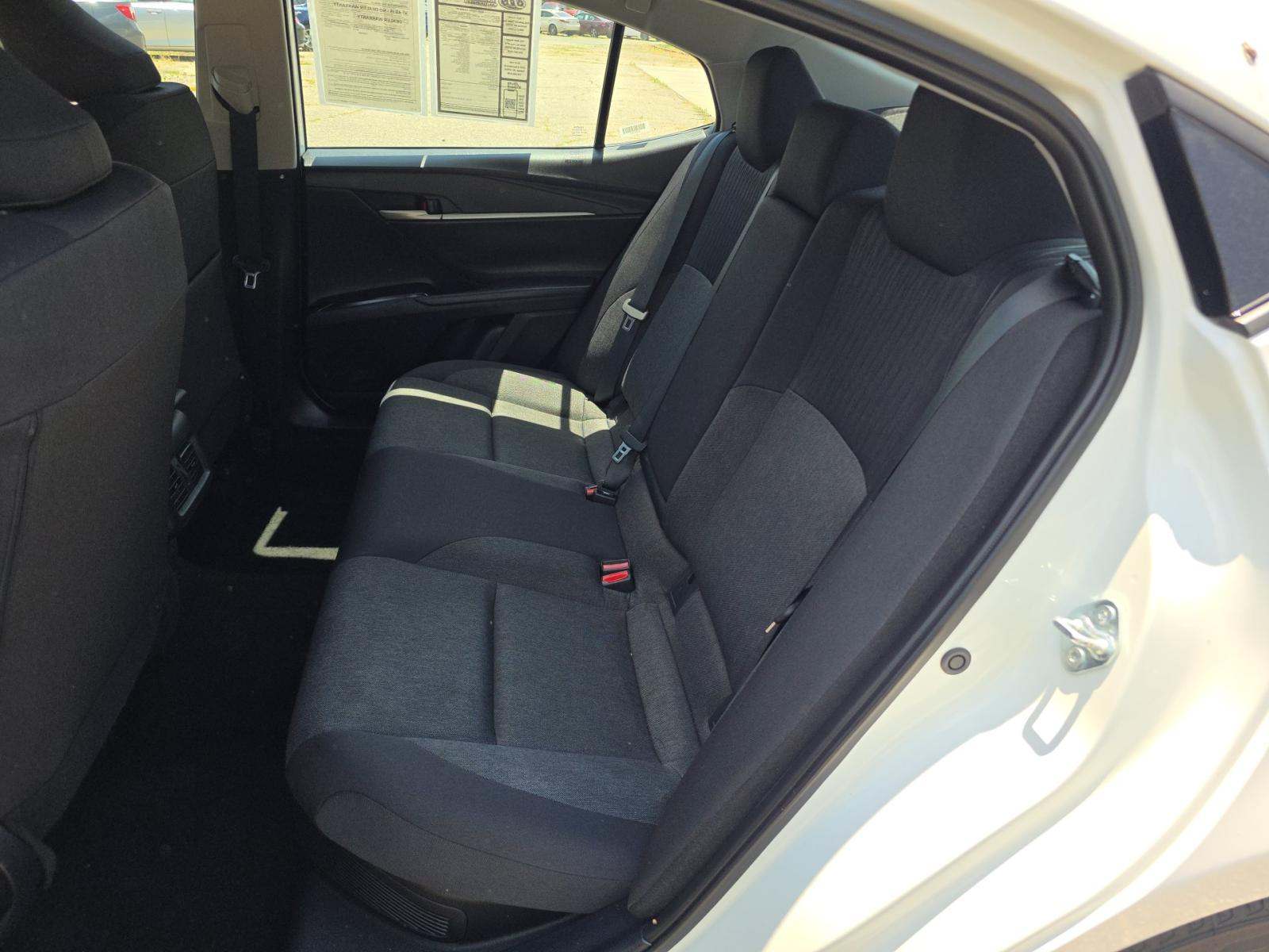 2025 Toyota Camry LE FWD