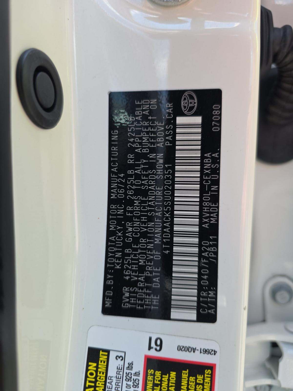 2025 Toyota Camry LE FWD