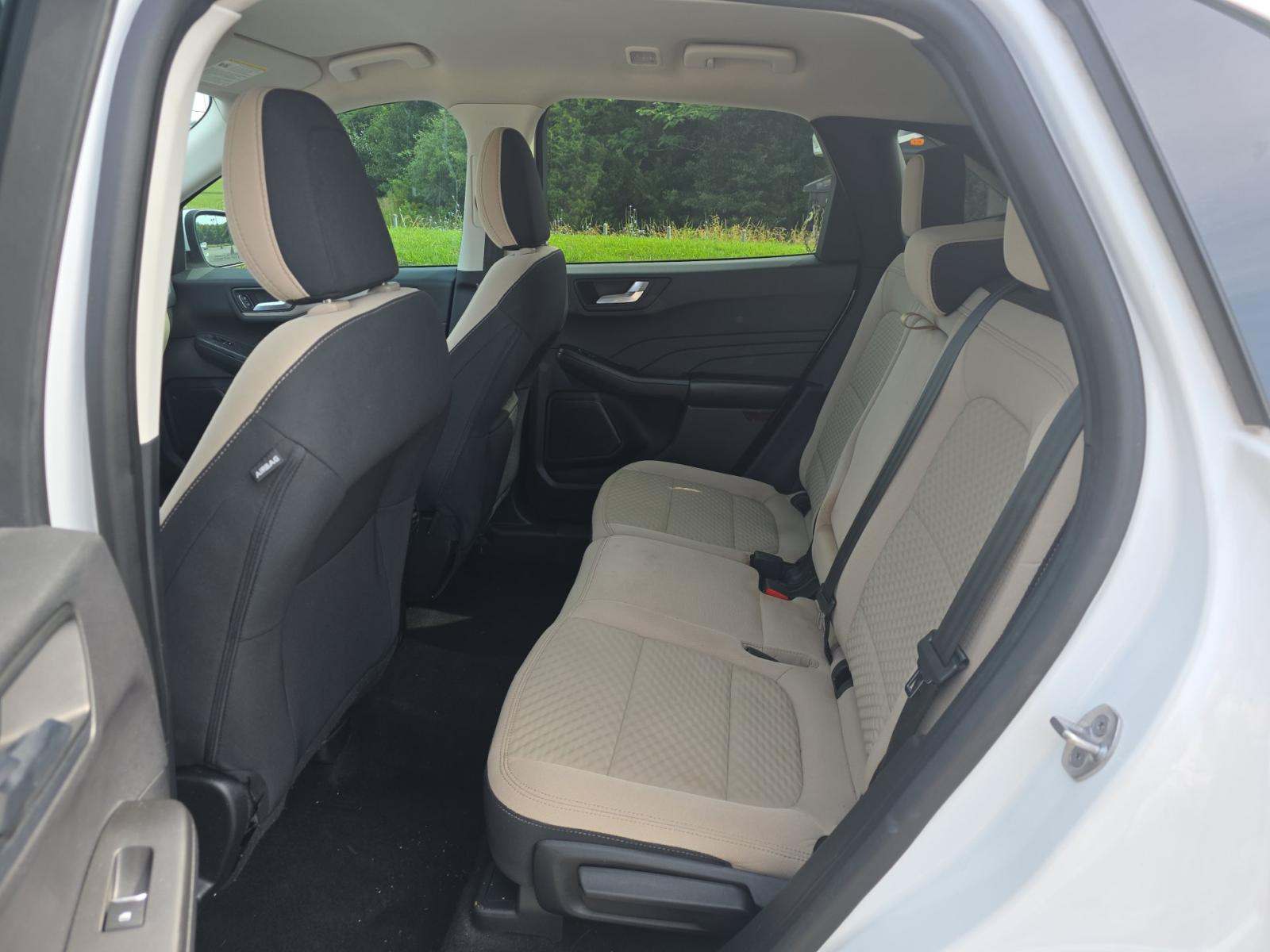 FORD ESCAPE - 9