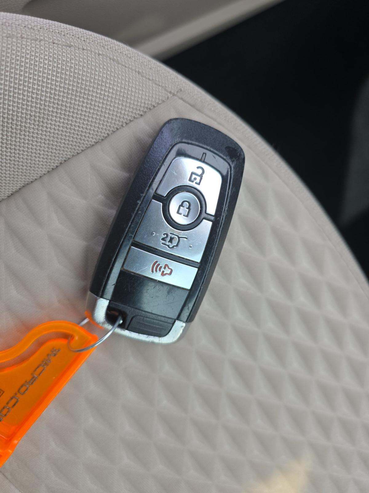 FORD ESCAPE - 4