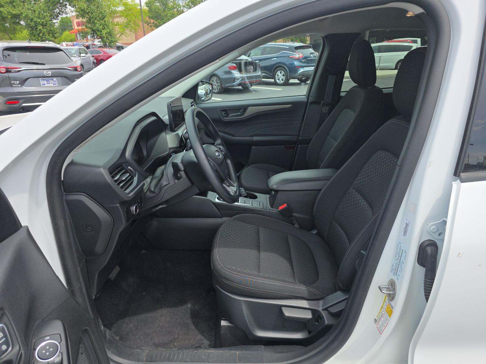 FORD ESCAPE - 2