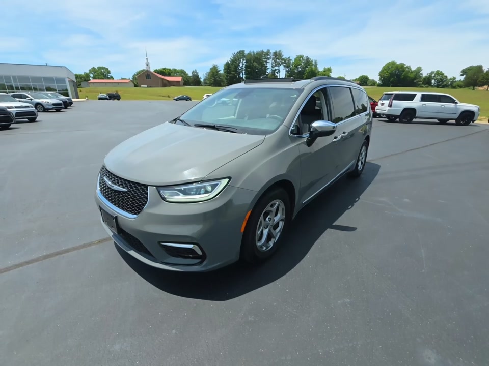 2023 Chrysler Pacifica Limited FWD