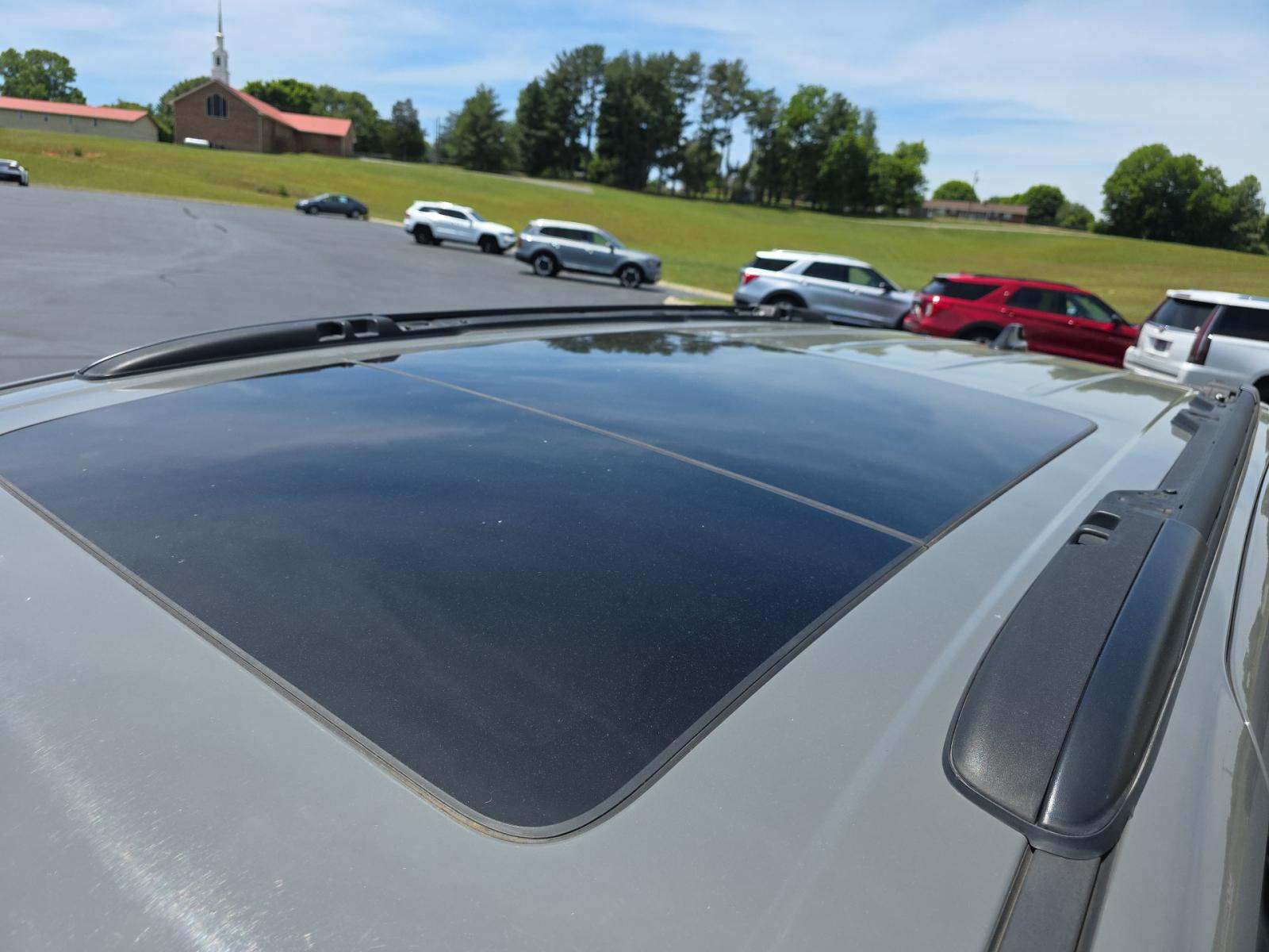 2023 Chrysler Pacifica Limited FWD