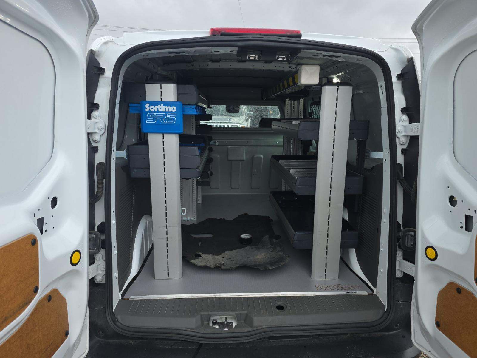 FORD TRANSIT CONNECT - 10