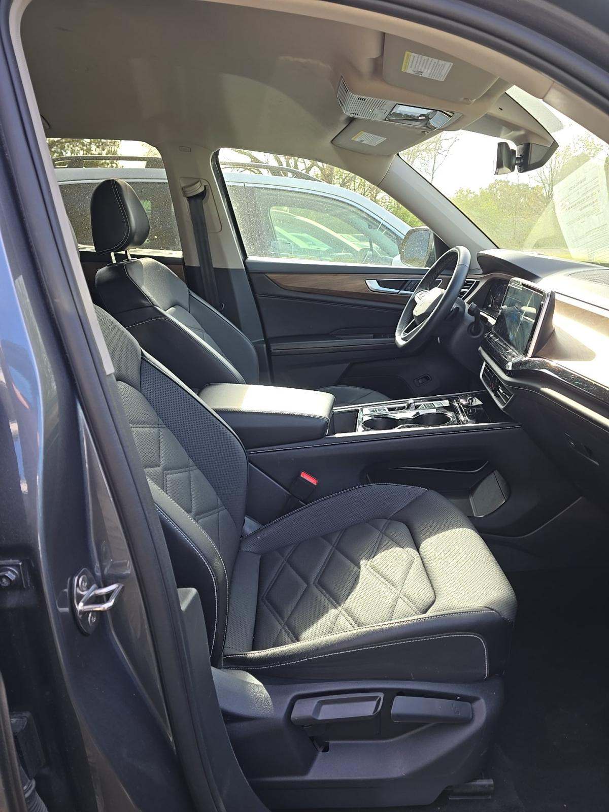 2024 Volkswagen Atlas 2.0T SE AWD