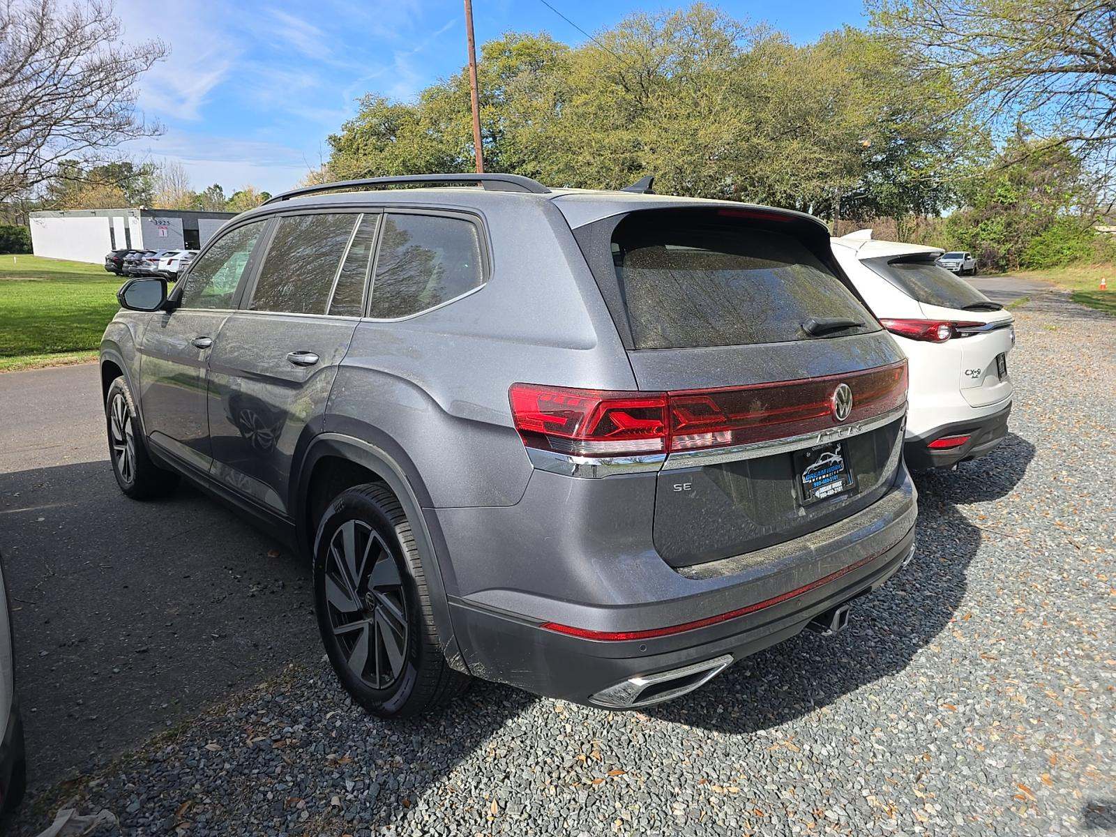 2024 Volkswagen Atlas 2.0T SE AWD