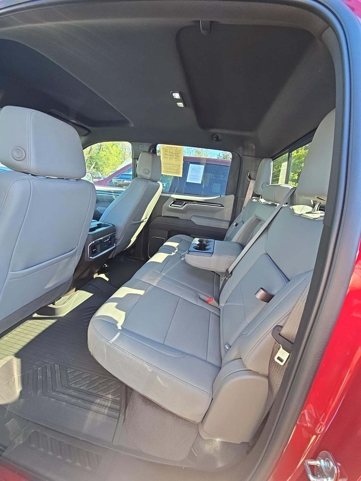 2025 Chevrolet Silverado 1500 LTZ AWD