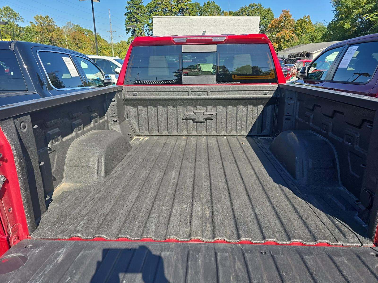 2025 Chevrolet Silverado 1500 LTZ AWD