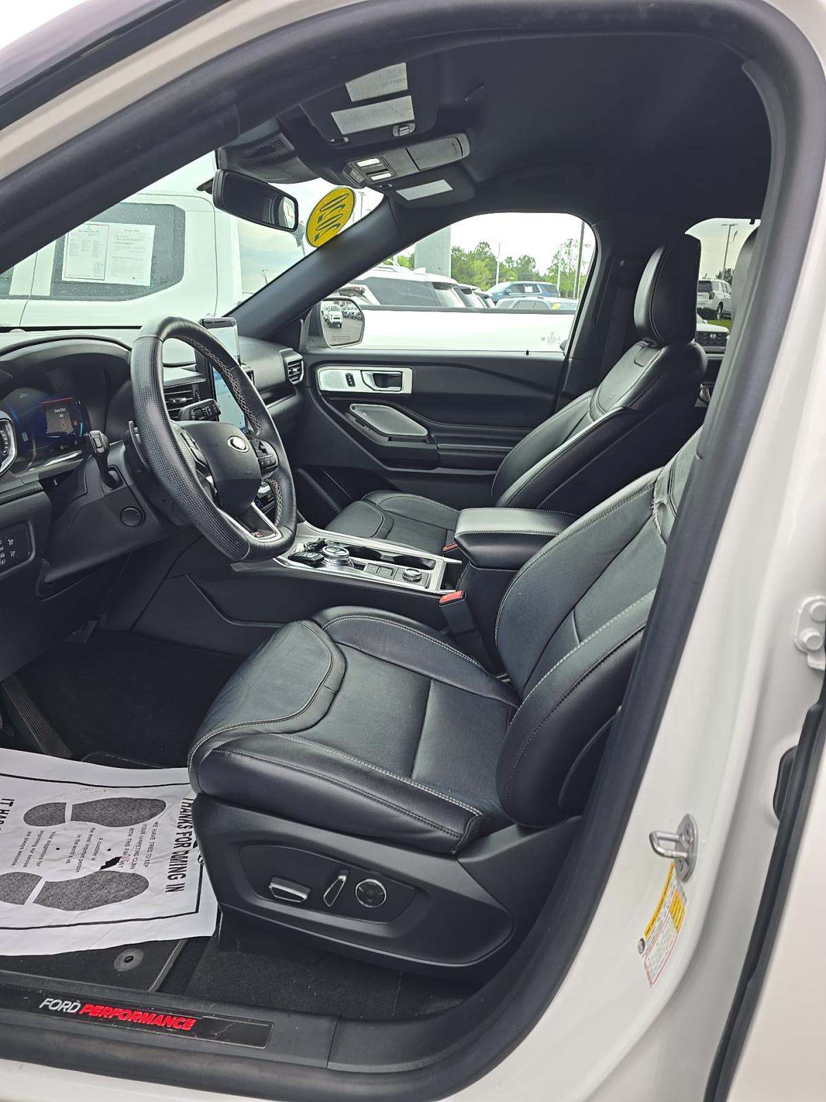 FORD EXPLORER - 6