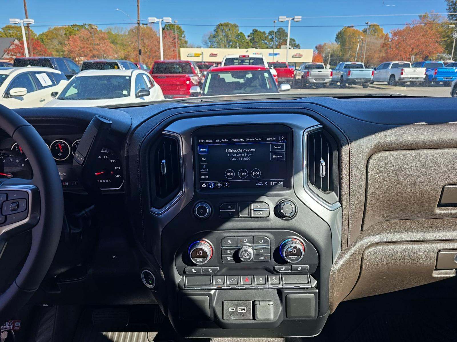 2022 Chevrolet Silverado 1500 RST AWD