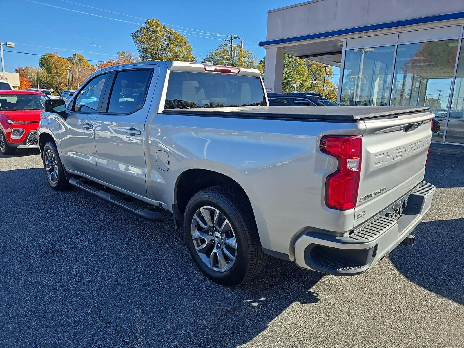 2022 Chevrolet Silverado 1500 RST AWD
