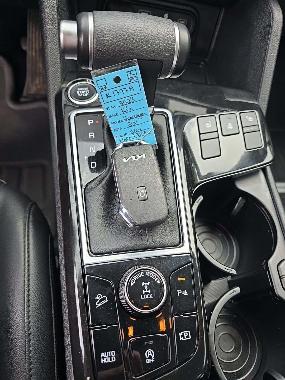 2023 Kia Sportage EX AWD