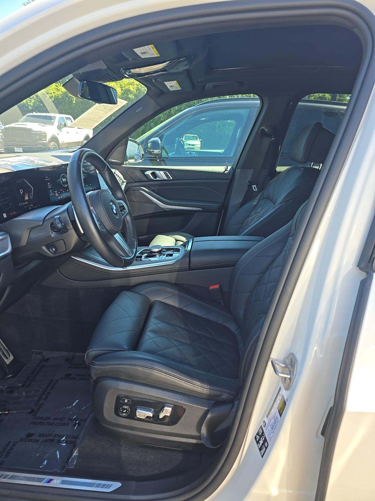 2025 BMW X5 xDrive40i AWD
