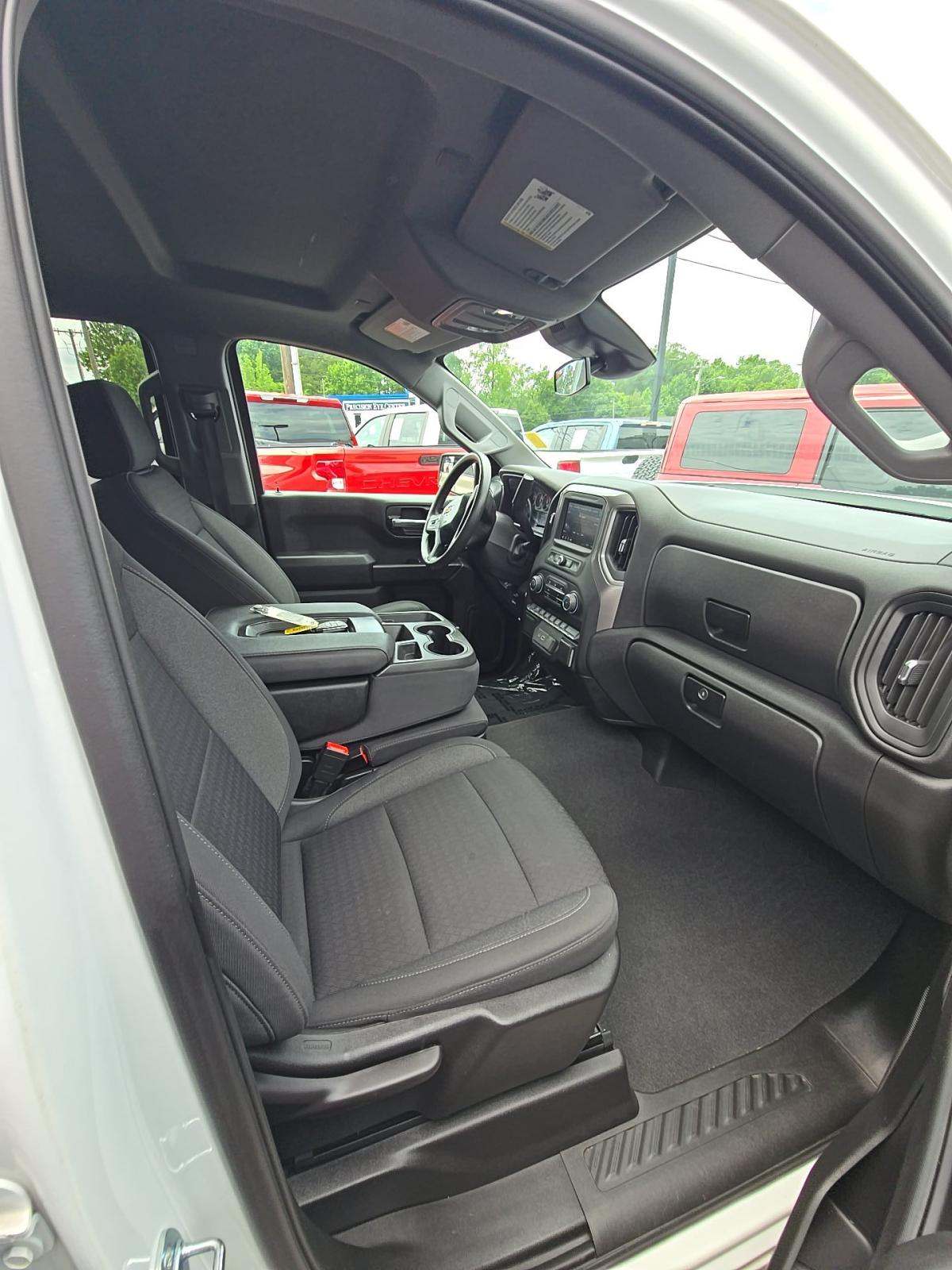 2023 Chevrolet Silverado 1500 Custom RWD